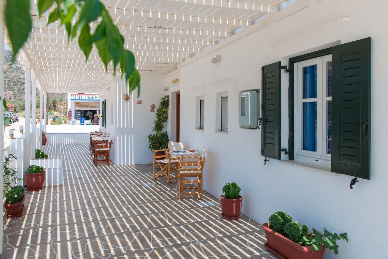 Karma Hotel Platis Gialos  エクステリア 写真